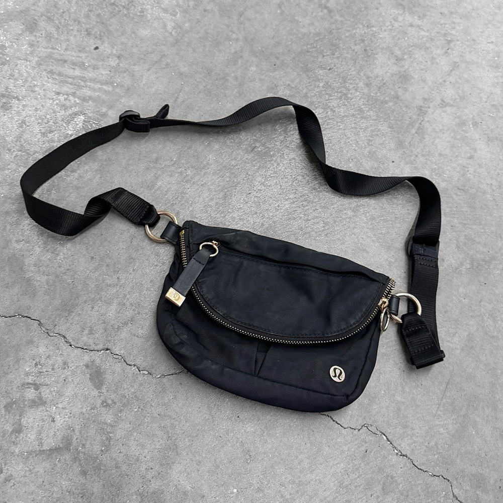 Lululemon All Night Festival Bag Micro 2L